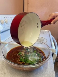add hot oil to serving bowl